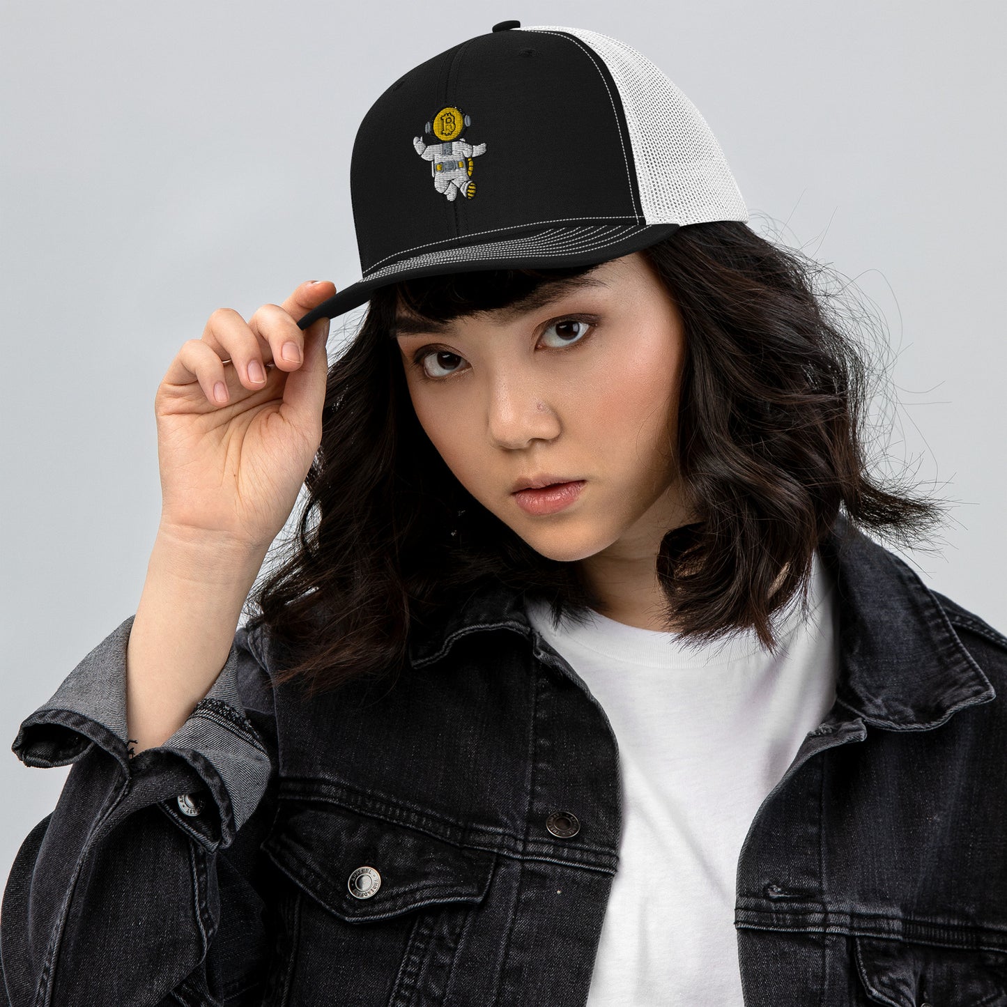 Cap - Bitcoin #001
